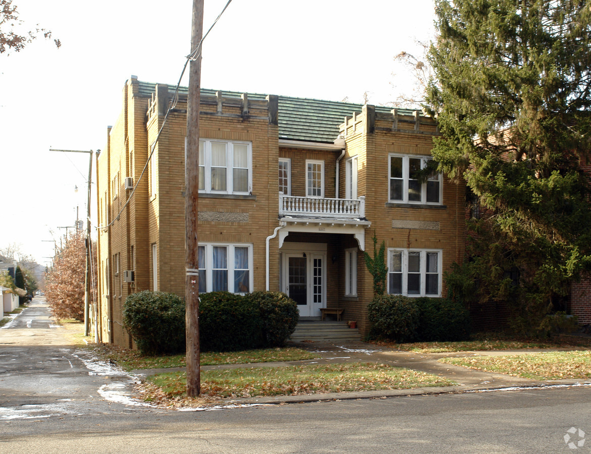 Photo - 1207 12th Ave Apartments