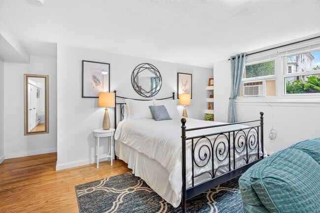 105 Chestnut St Unit 2B