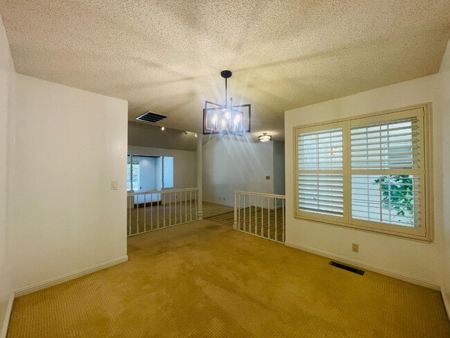 Photo - 1150 Stafford Dr
