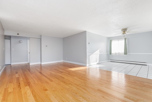 Photo - 47 Mystic St Unidad 1E