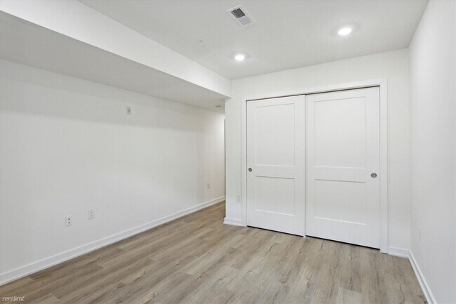 Photo - 5 br, 4 bath 4plex - 1809 N 18th ST Unit A Unidad A