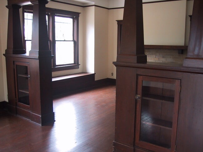 Photo - 830 S 3rd Ave