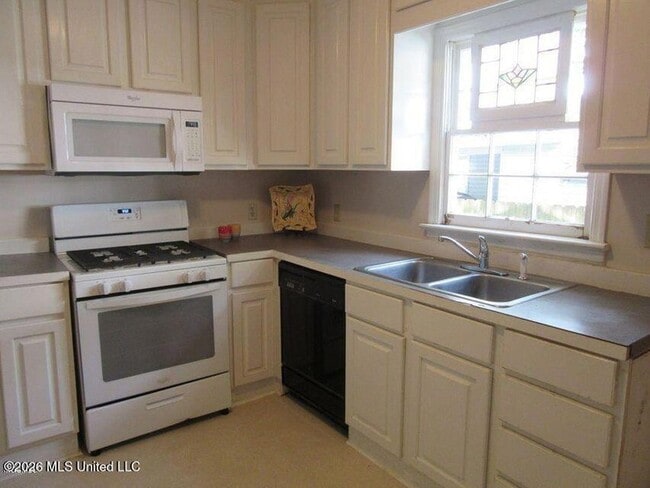 Photo - 1616 Gordon Ave