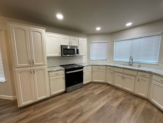 Photo - Updated Home In Established Northeast Fresno Neighborhood. Clovis Unified Schools!