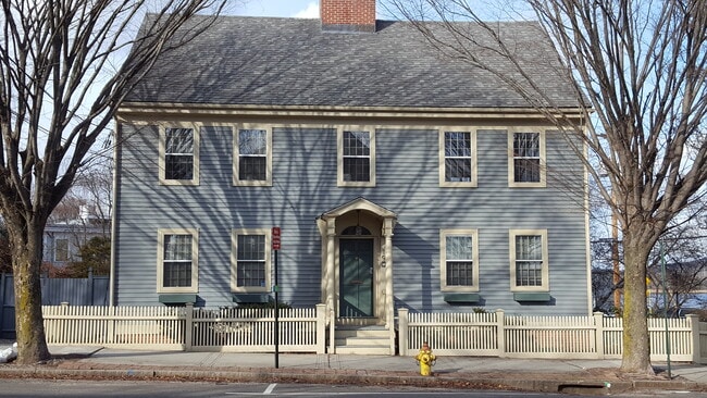 Photo - 180 Front St Unit #1
