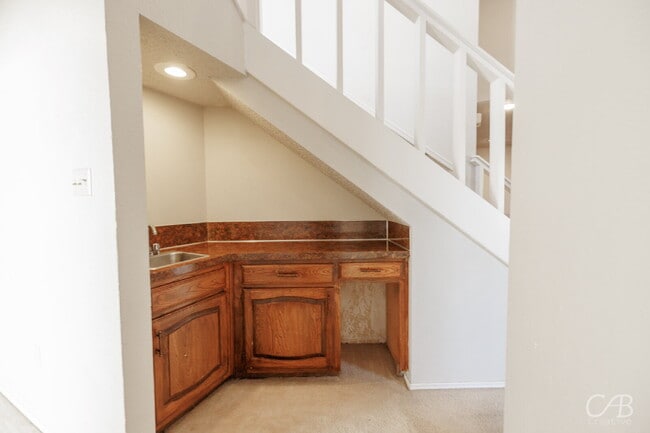 Photo - For Lease