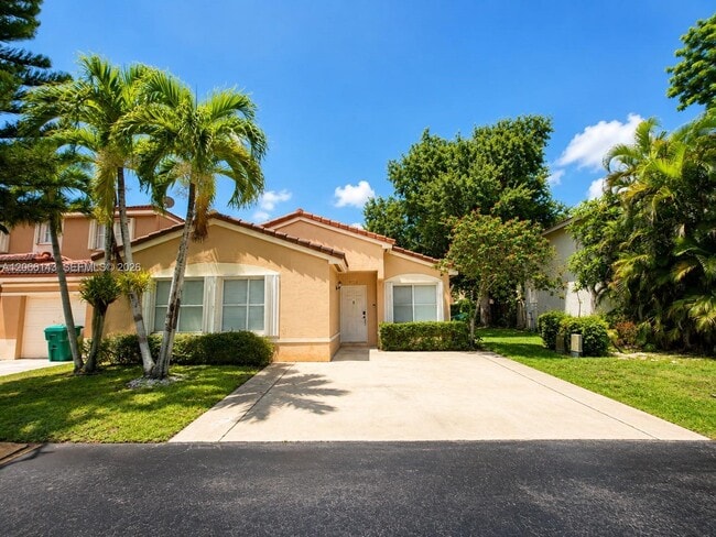 Building Photo - 9720 SW 164th Ave