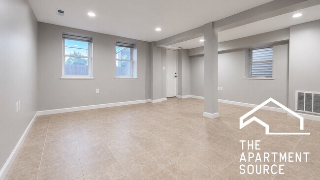 Photo - 2712 W Belden Ave Unit B