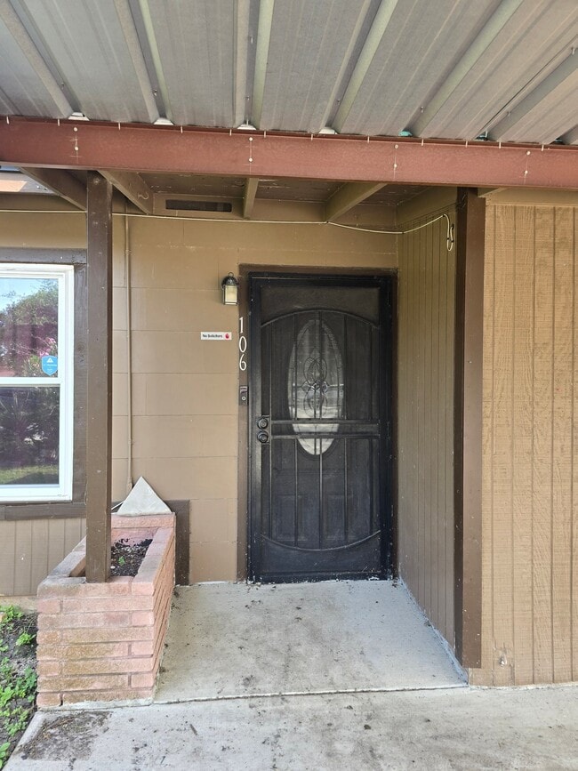 Photo - 106 Knollwood Dr