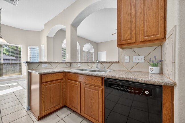 Photo - 11250 Muleshoe Ct