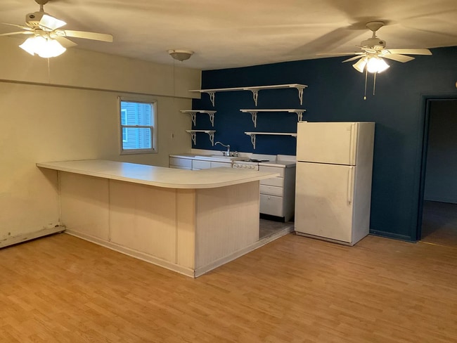 Building Photo - 102 S 1st St Unit 1 Rental