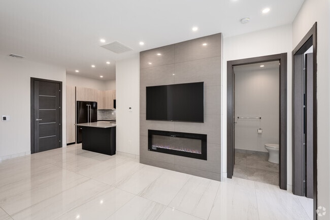 1BR, 1BA - 988SF - Living Room/Kitchen - 229 Waterman St