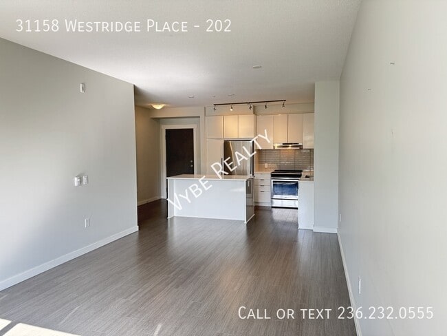 Photo - ?? Bright Courtyard Condo @ Elmstone– 2 Parking Spots Unit 202