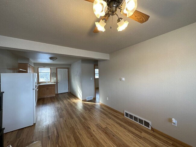Photo - 2521-2527 2nd Ave SW Unidad 2525