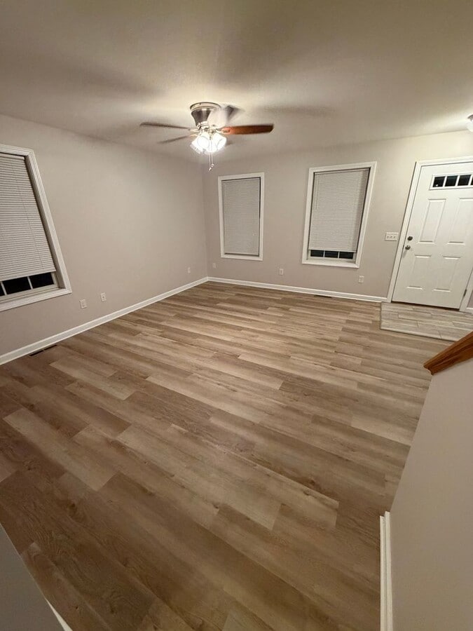 1142-1144 Boston Road - 1142-1144 Boston Road Unit 1142