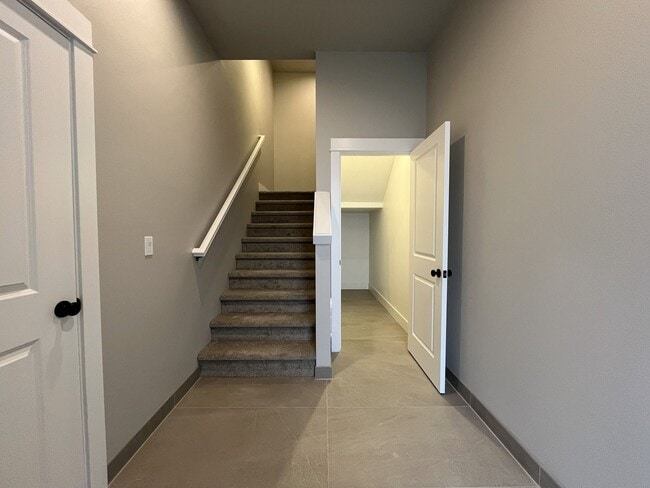 Photo - Brand New Modern Open-Concept Condo with Kitchen Island, Granite Counters and a Deck