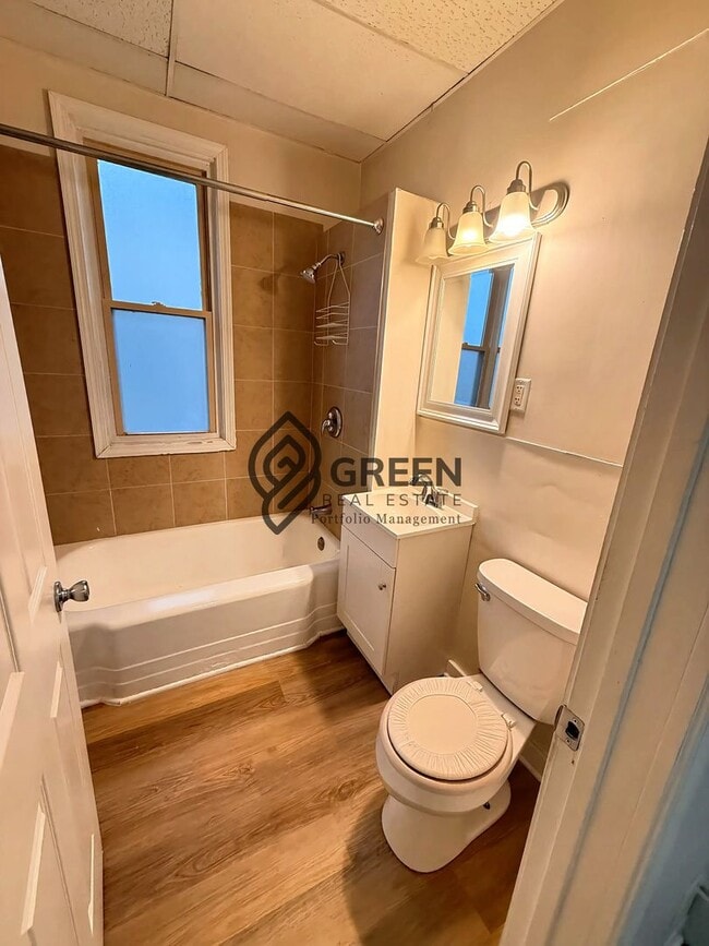 Photo - 464 S Harrison Ave Unit 1