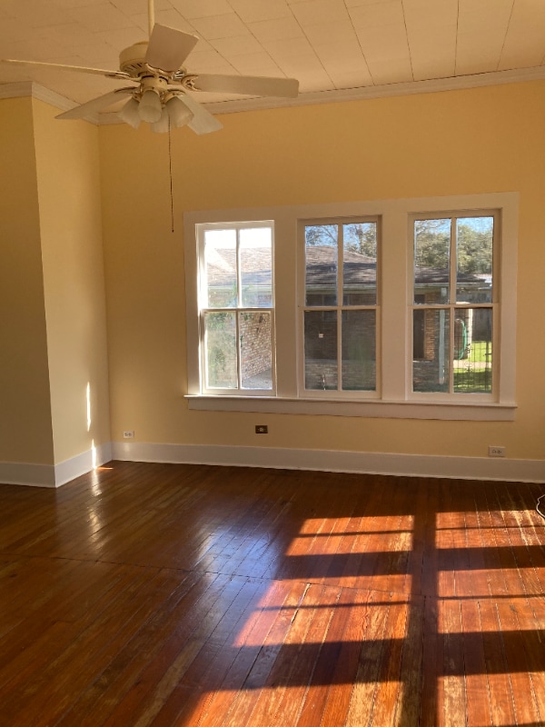 Photo - 106 N Railroad St