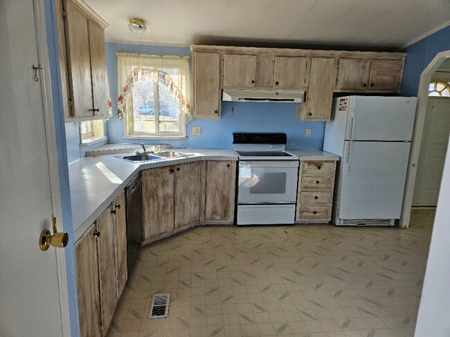 Photo - 413 W Front St