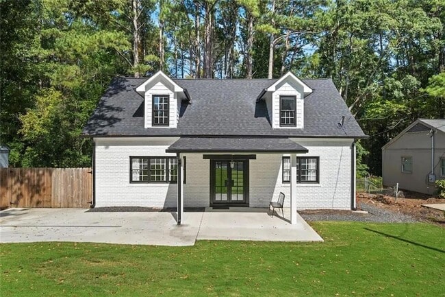 Building Photo - 356 W Wieuca Rd NE