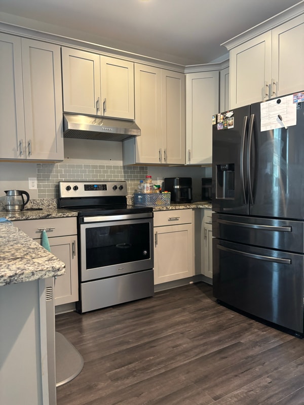 Photo - 3855 Academy Dr