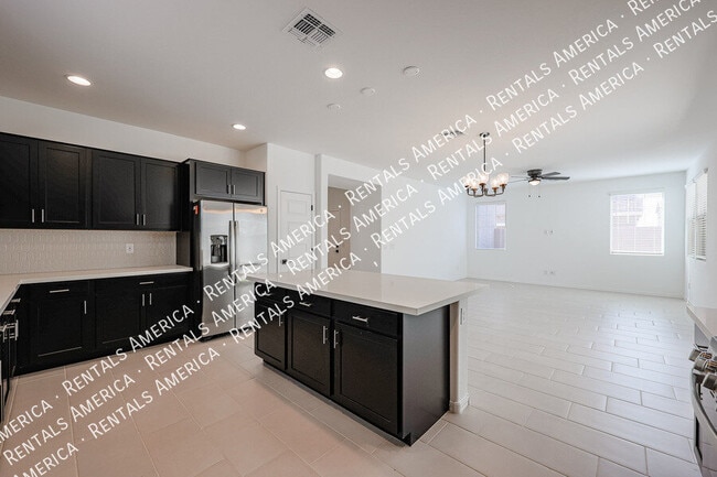 3768 N 99th Dr