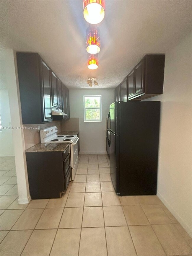 Photo - 5814 NE 4th Ct Unit 103