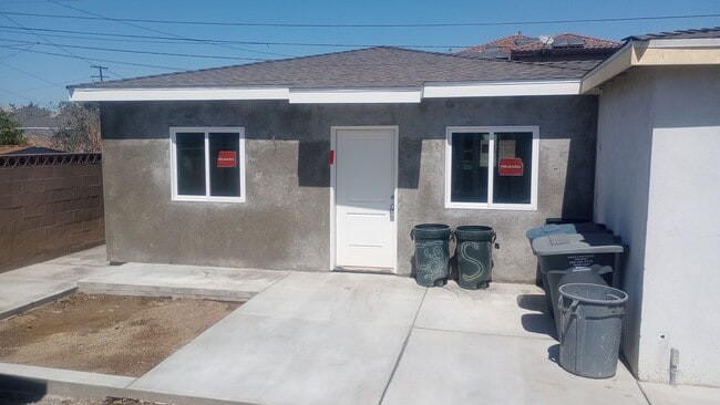 Building Photo - 1907 W 154th Pl Rental