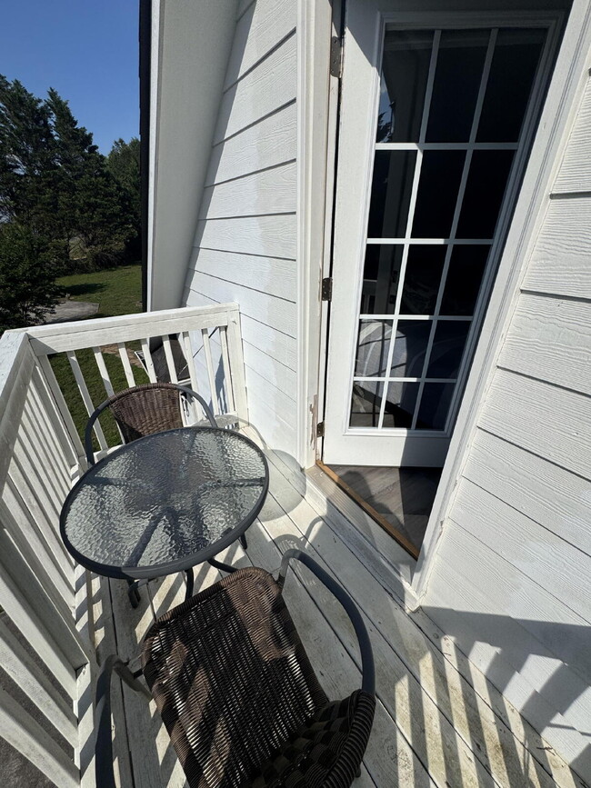 Photo - "Charming Furnished Studio Apartment Retreat in Valley Head – Cozy 300 Sq Ft!"