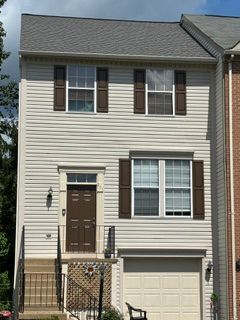 Photo - 201 Knollwood Ct
