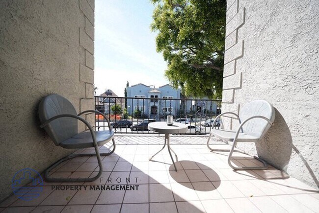 Photo - 402 N. Soto St.