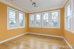 79 Onderdonk Ave Unit 1