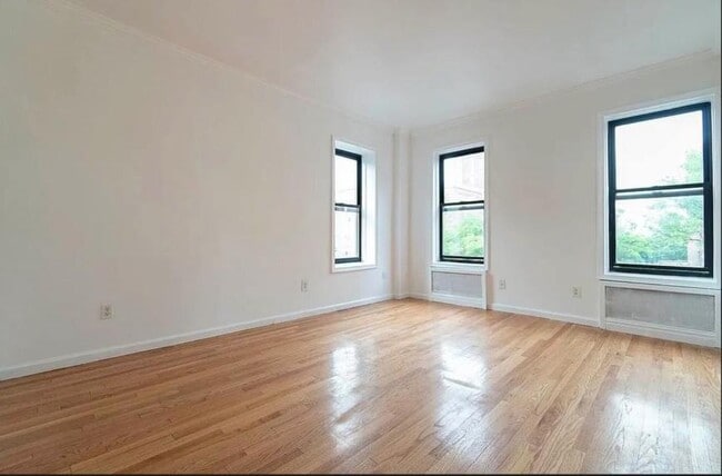 Building Photo - 2 bedroom in NEW YORK NY 10009 Unit B1 Rental