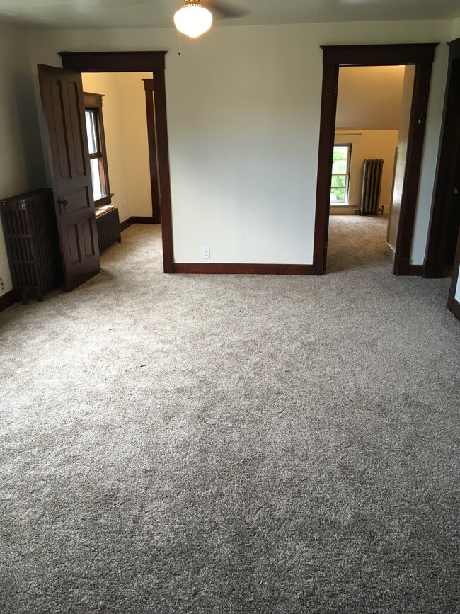 Building Photo - 1321 S 11th St Unit 1321 A S 11th Street