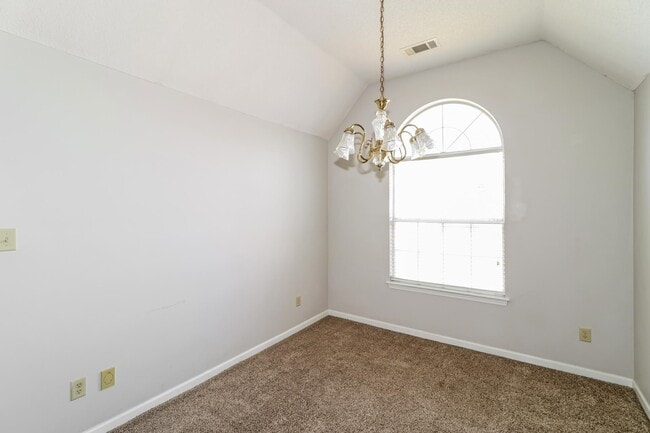 Photo - 1136 Breezy Valley Dr