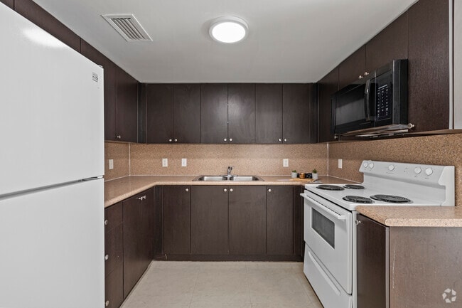 1 habitación, 1 baño - 615 pies cuadrados - Cocina - 627-Vista Del Rio