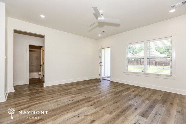 Photo - 16316 Lamarche Dr