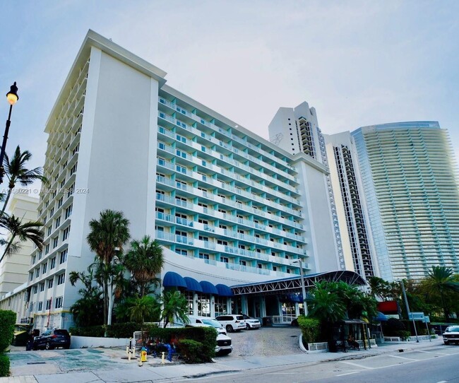 Photo - 19201 Collins Ave Condo Unit 449