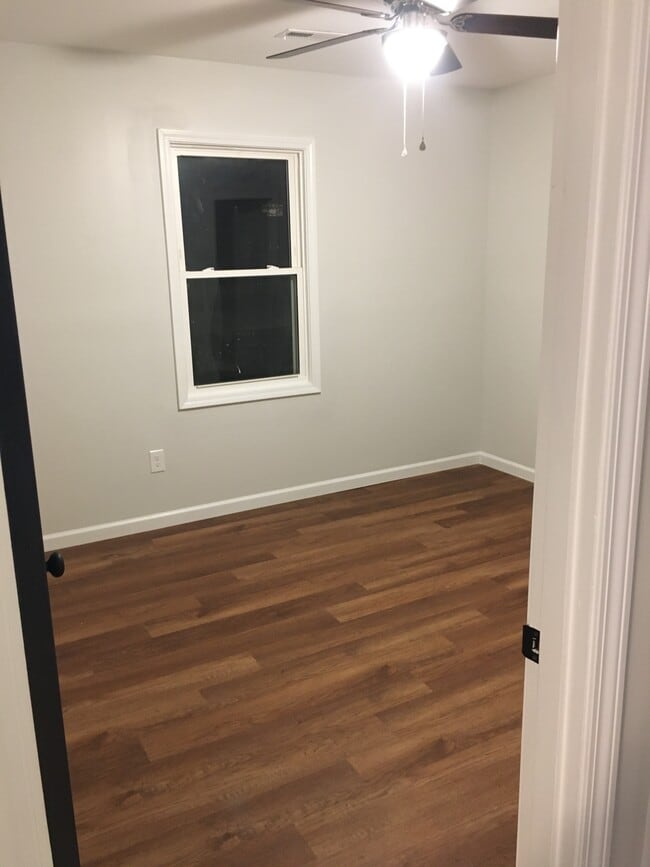 Building Photo - 4922 S 2nd St Rental