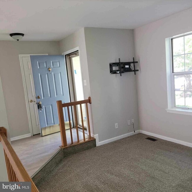 Building Photo - 733 Orley Pl