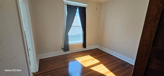 Photo - 705 State St