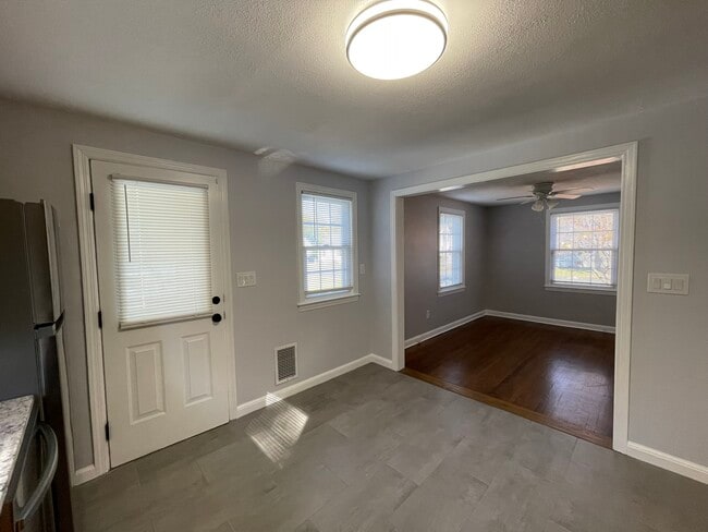 Photo - 34 Monroe St