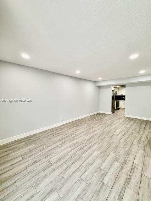 Photo - 3064 Riverside Dr