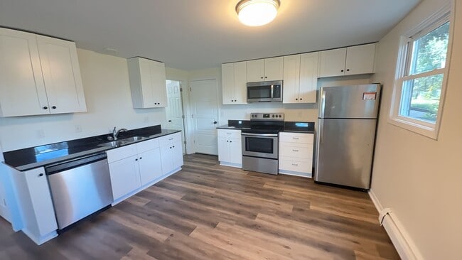 Photo - 670 4th St Unit 3