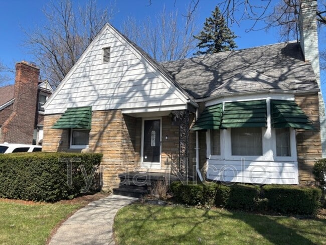 Photo - 5940 Cadieux Rd House