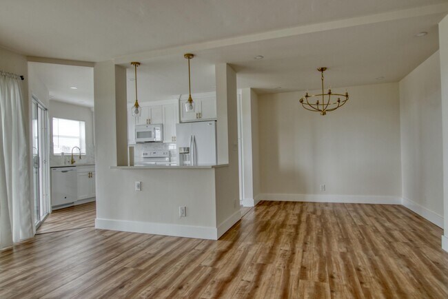 Photo - 3590 Via Poinciana Unit 614