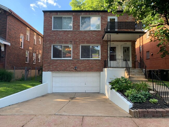 Building Photo - 7109 Dartmouth Ave Unit 7109 Dartmouth
