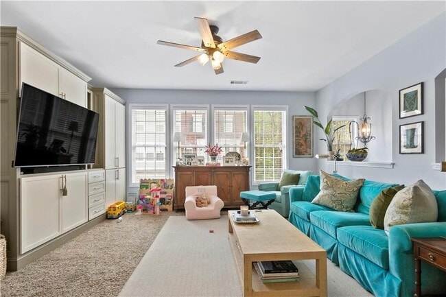 Photo - 2924 Wintercrest Way