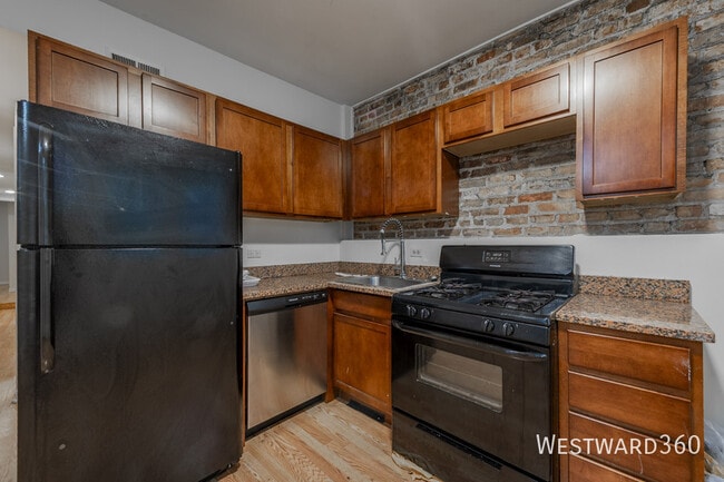 Photo - 2433 N Talman Ave Unit G
