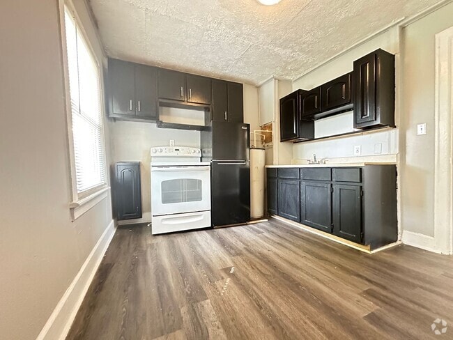 Building Photo - 706 Jackson St Rental